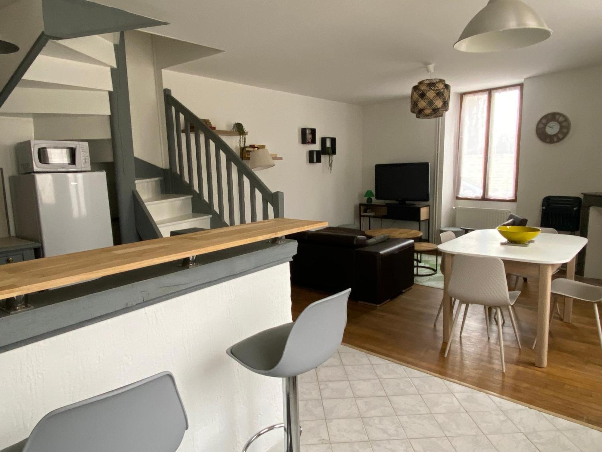Willa Maison Au Centre De Tanlay Zewnętrze zdjęcie