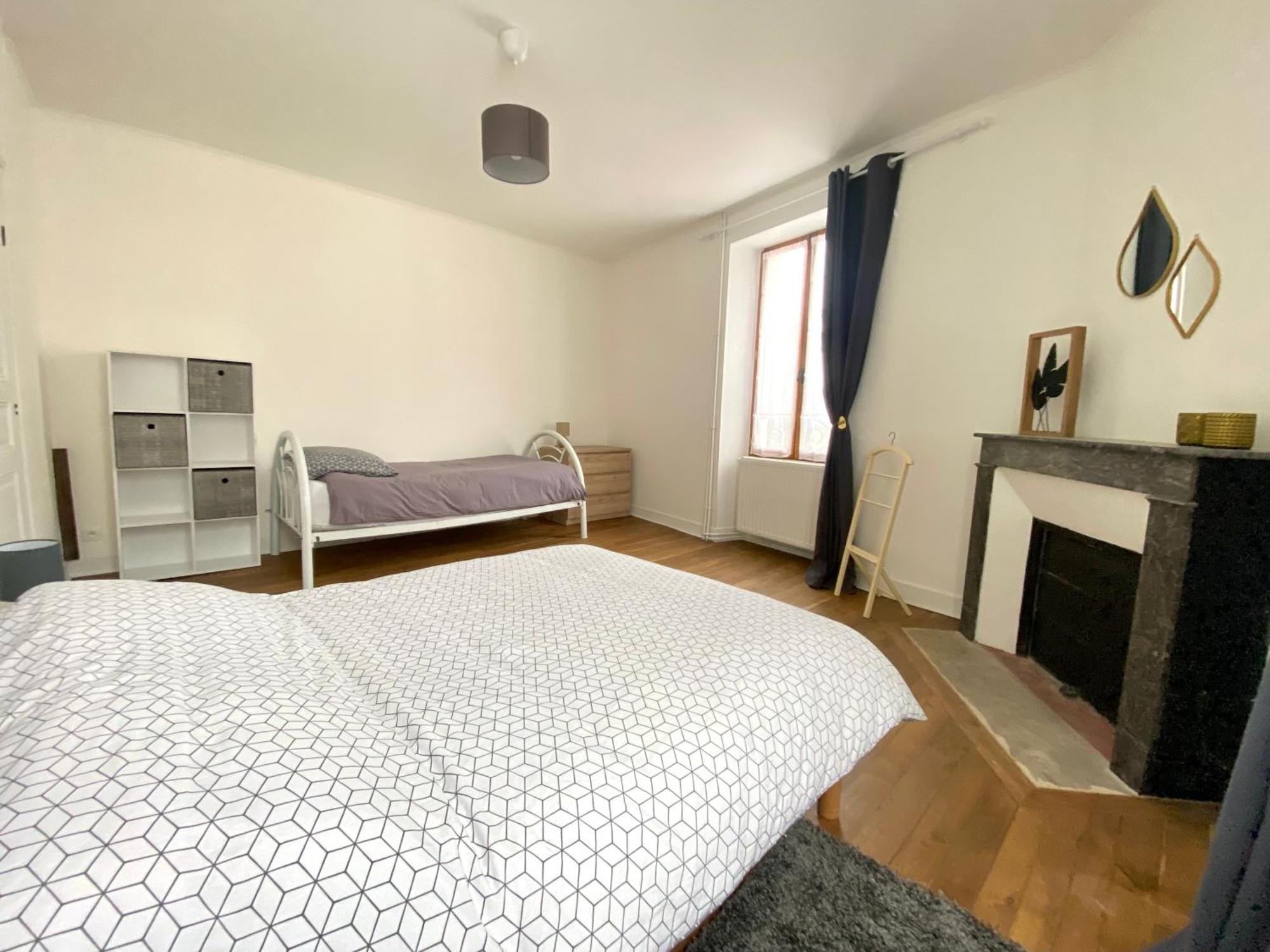Willa Maison Au Centre De Tanlay Zewnętrze zdjęcie